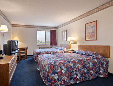 Hotel Super 8 By Wyndham Beloit Zimmer foto